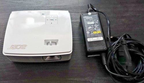 Mini beamer acer k132 - acer, k132,